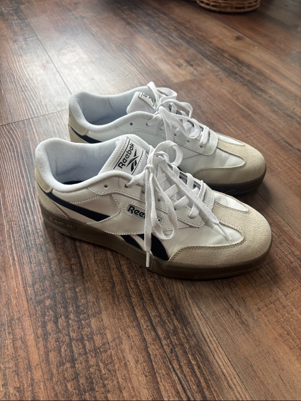 Reebok Sneakers